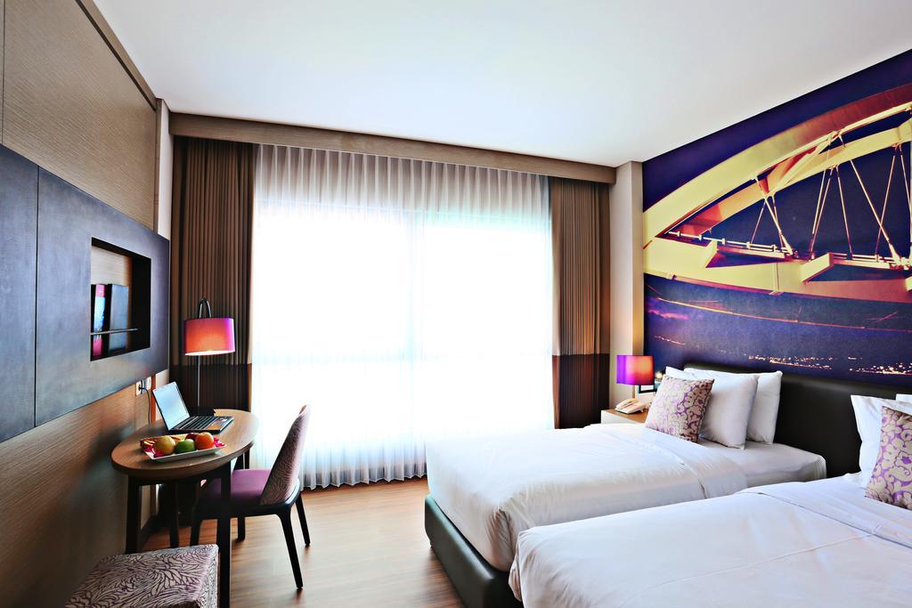 Mercure Palu Exterior photo