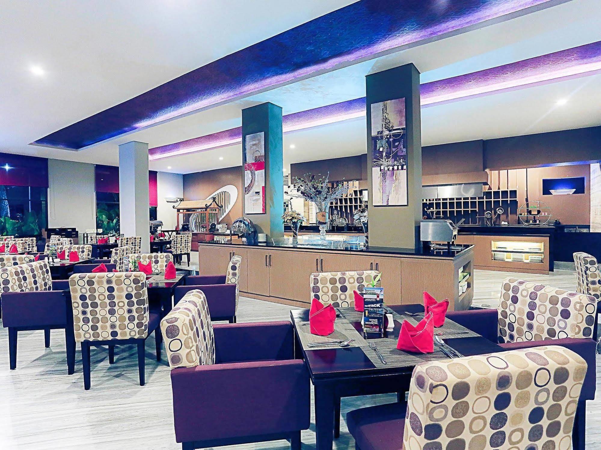 Mercure Palu Exterior photo